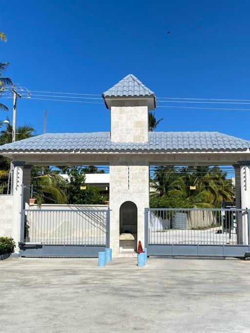 Cozy 2 Bdr Condo, With Pool Area And Free Wifi Apartment