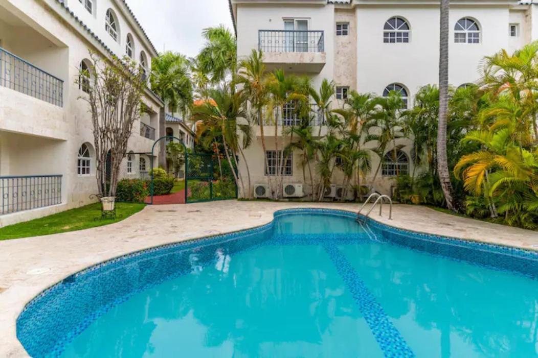 Cozy 2 Bdr Condo, With Pool Area And Free Wifi Apartment *