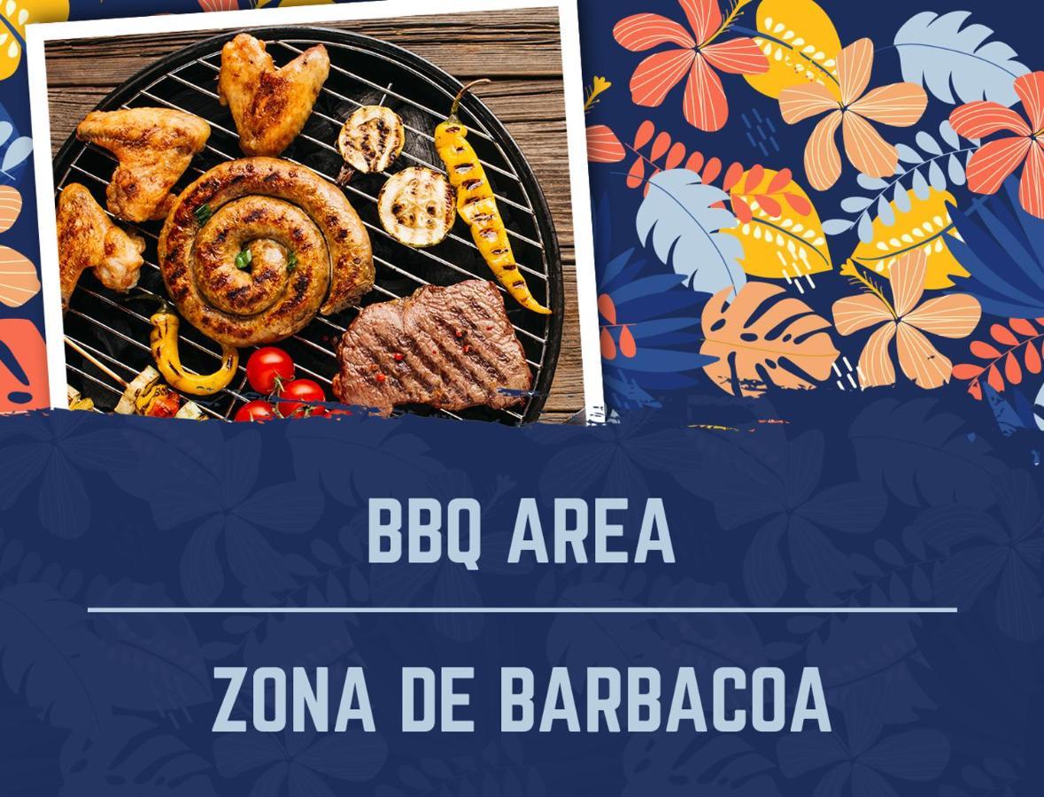 Hotel Los Corales Villas - Beach Club, And Restaurants