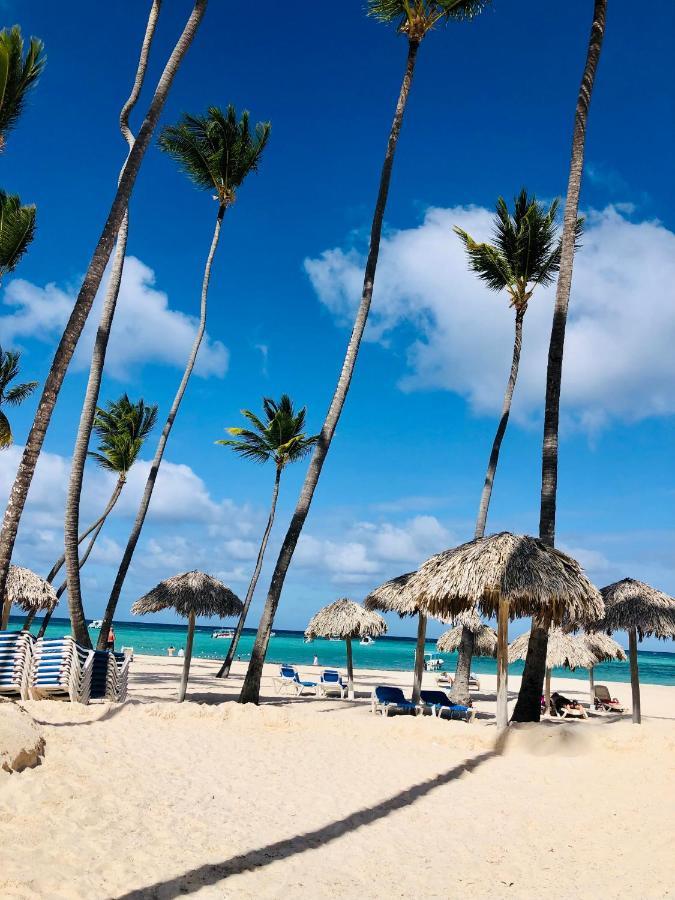 Los Corales Villas - Beach Club, And Restaurants