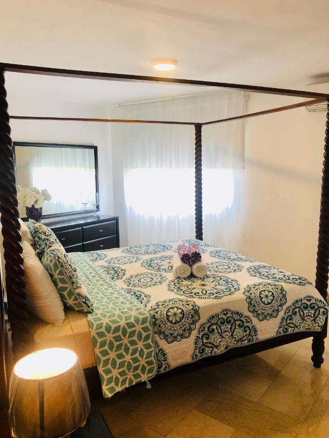 Los Corales Villas - Beach Club, And Restaurants Punta Cana