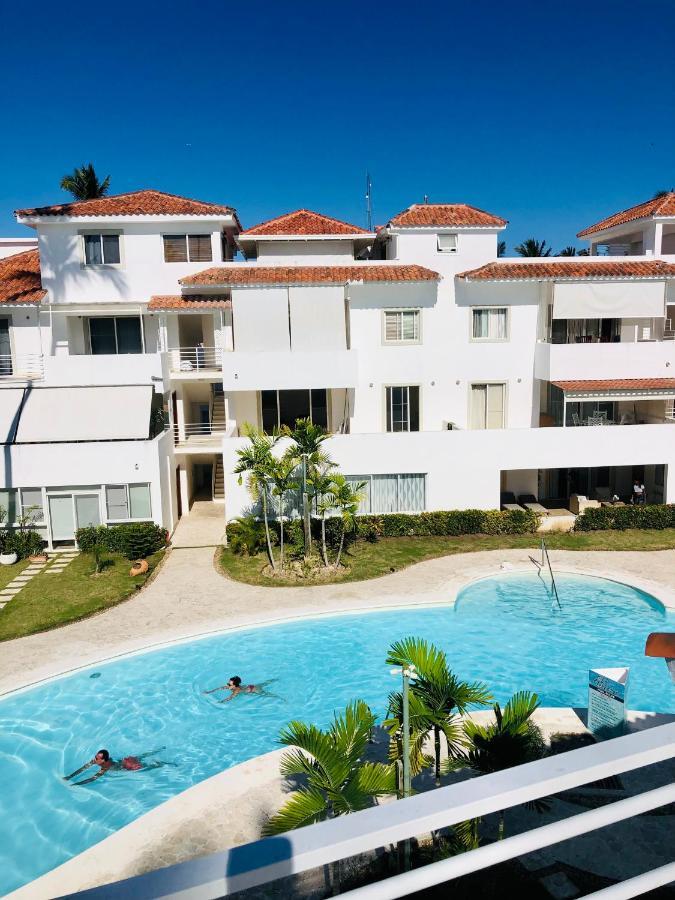 Los Corales Villas - Beach Club, And Restaurants