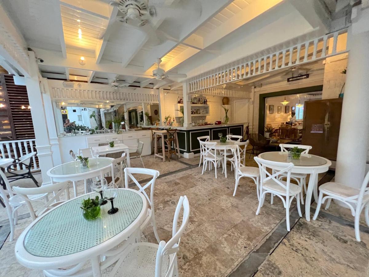 Aparthotel Executive Suites Ducassi - Rooftop Pool And Beach Club Punta Cana
