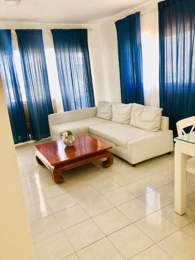 Los Corales Villas - Beach Club, And Restaurants 5*