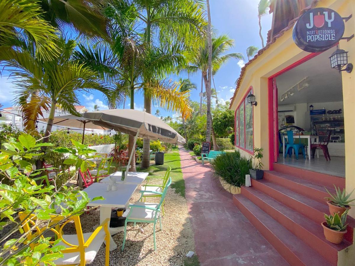 Tropical Villas And Suites - Beach Club, Spa, Restaurants - Playa Los Corales