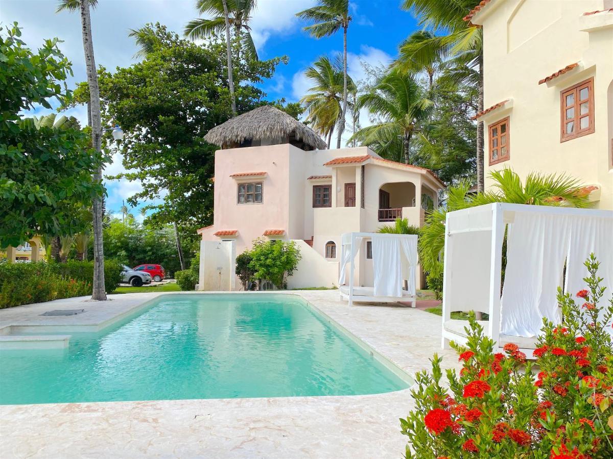 Tropical Villas And Suites - Beach Club, Spa, Restaurants - Playa Los Corales Hotel 5*