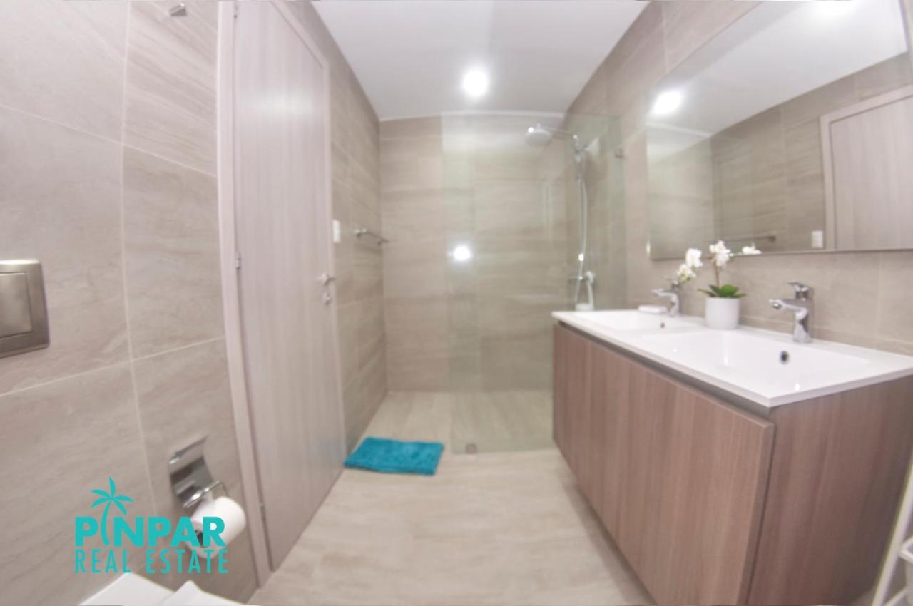 Apartamento Beautiful & Comfortable Steps To The Beach Pool View *