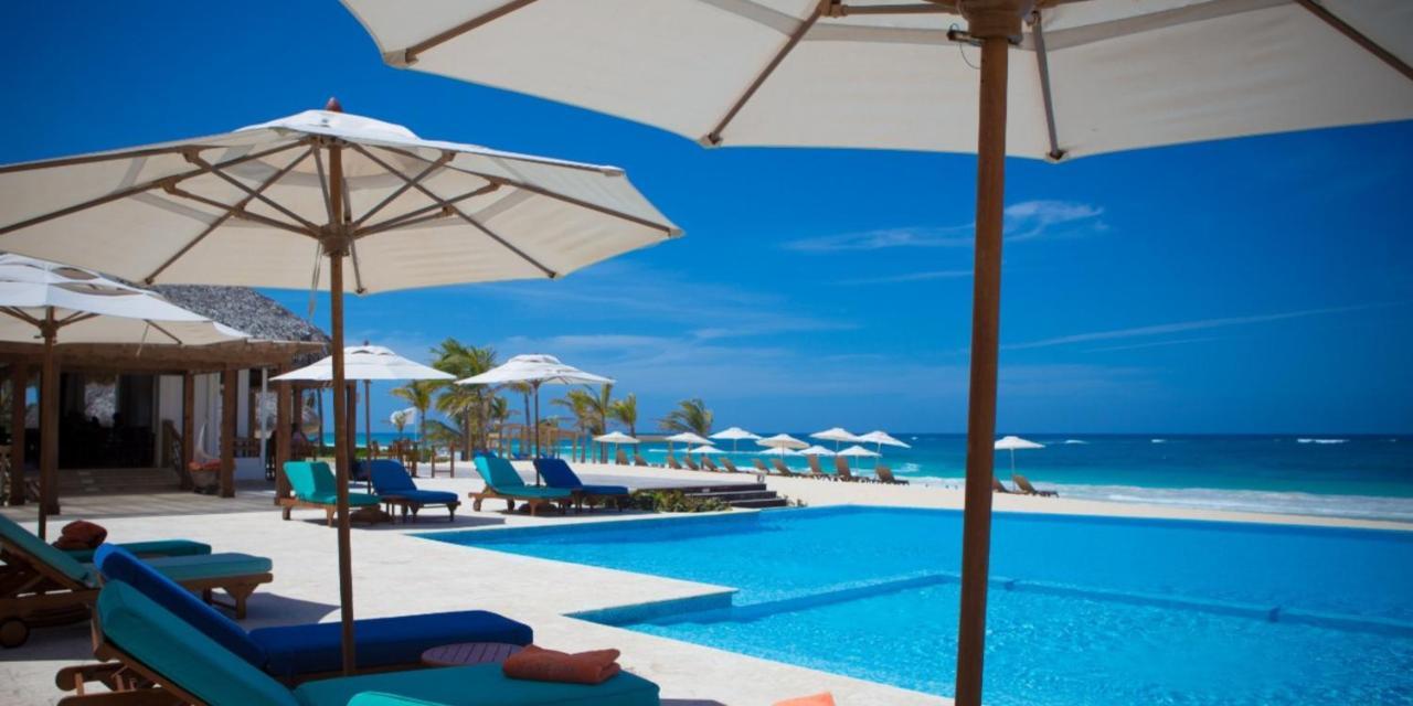 Cana Rock Infinity Pool & Beach Club *