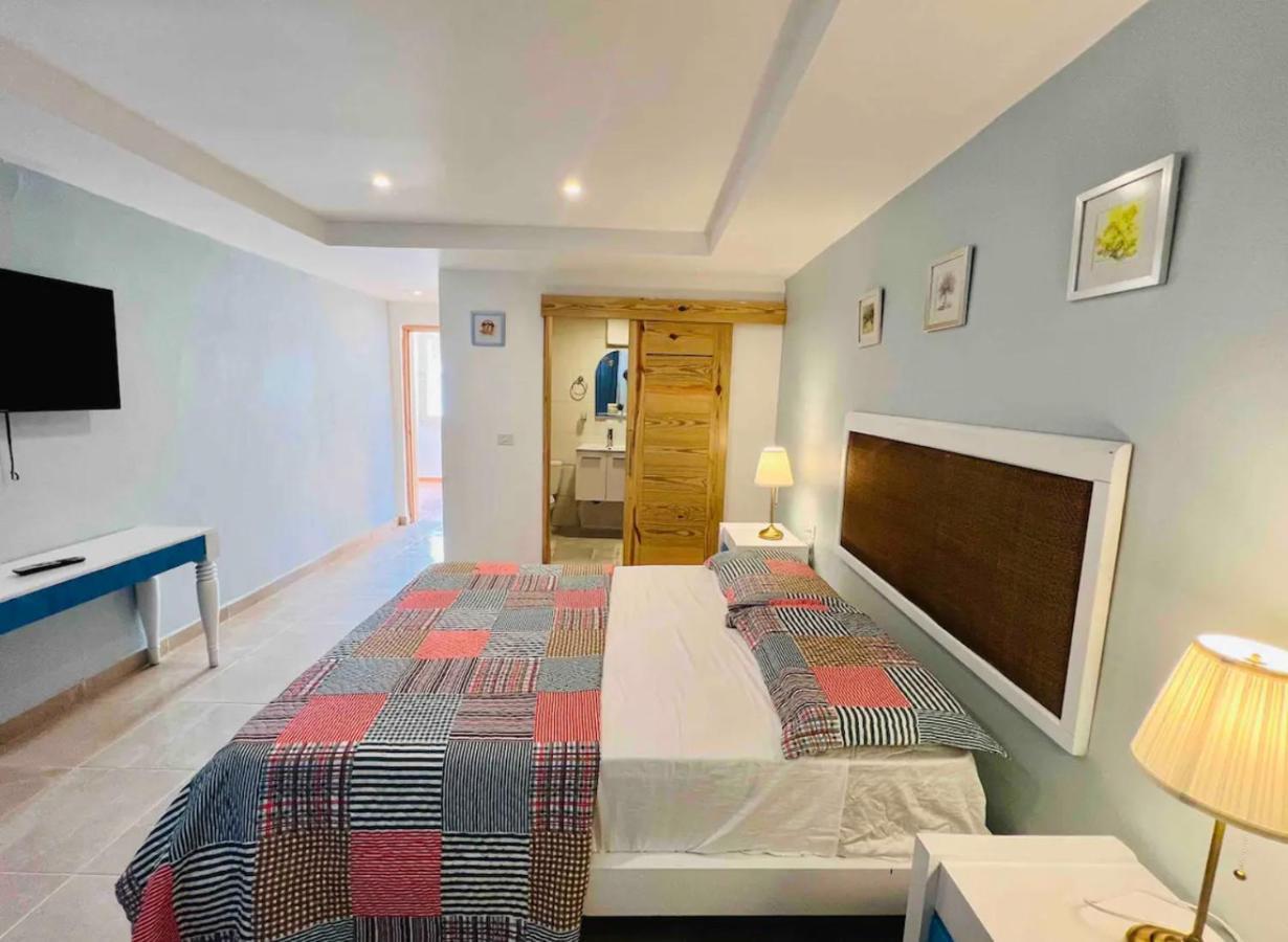 Noe One Bedroom #3 *