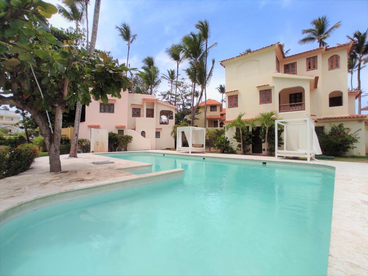 Amma Deluxe Beach Villas & - Playa Los Corales Aparthotel 4*