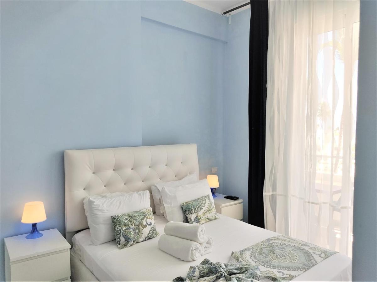 Superior Studio With Beach Access Aparthotel 4*