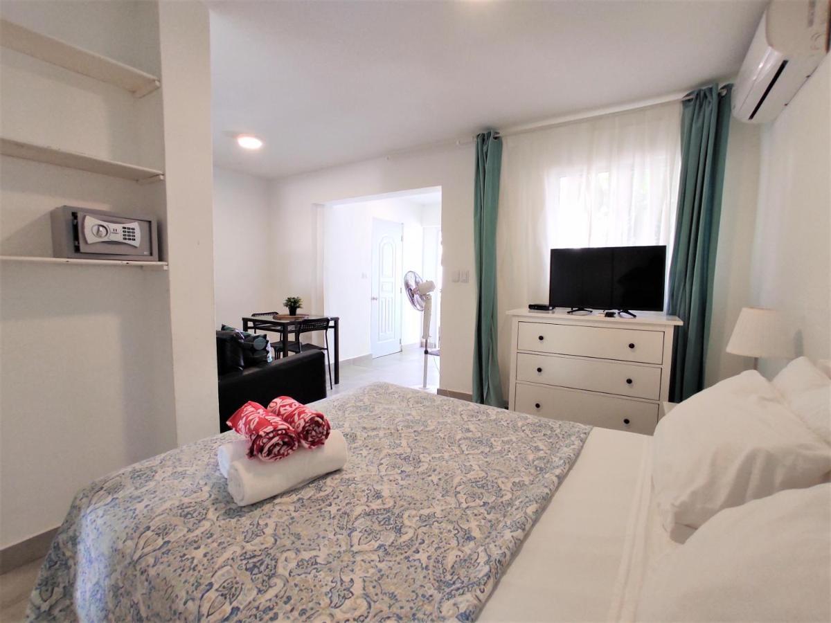 Amma Deluxe Beach Villas & - Playa Los Corales 4*