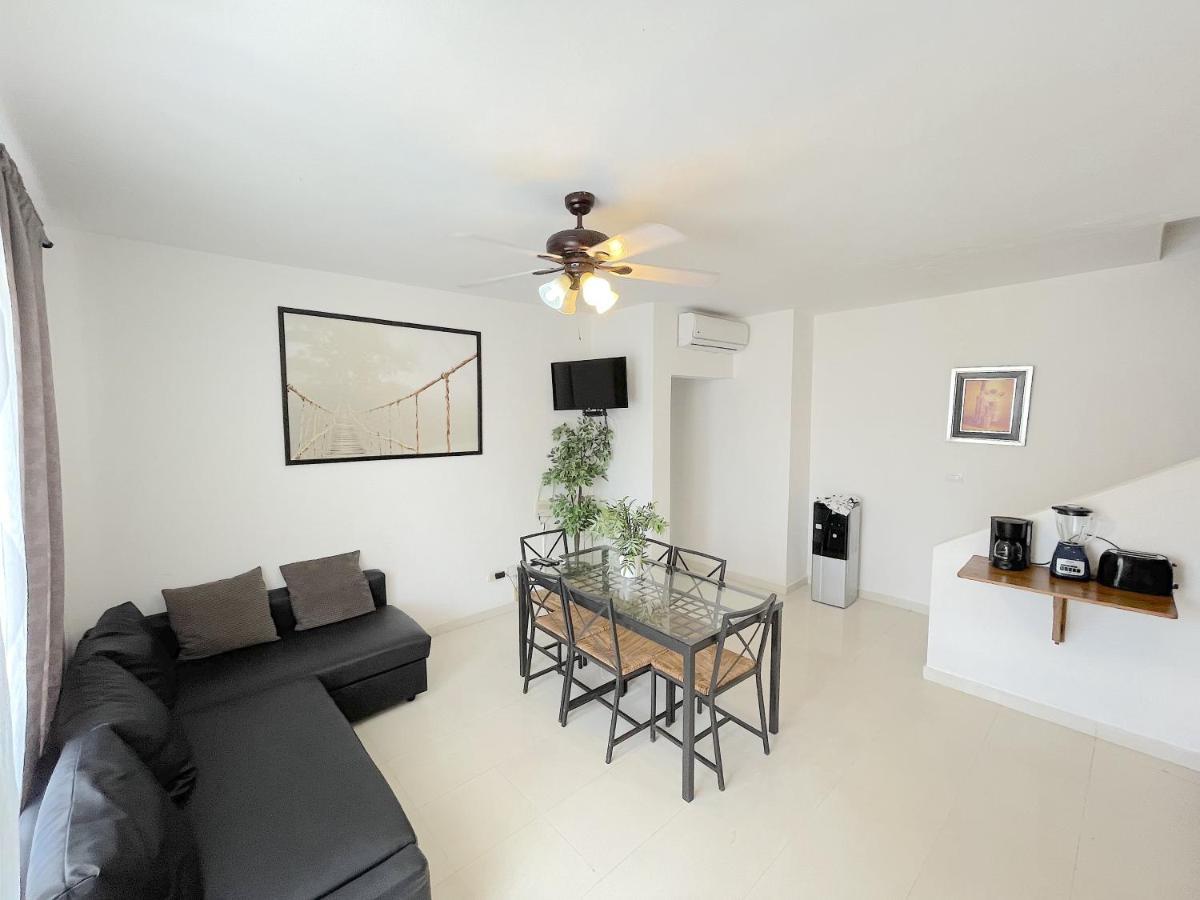 Bavaro Beach Condo-hotel Wifi Bbq Parking Punta Cana