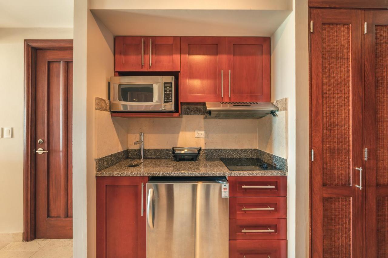 Apartment With Ocen View At Punta Palmera Cbd *