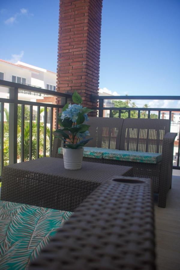 Beautiful & Comfortable Steps To The Beach Pool View Apartamento Punta Cana