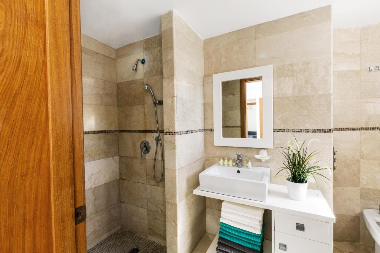 Hotel Aventura Village Los Corales Beach And Punta Cana