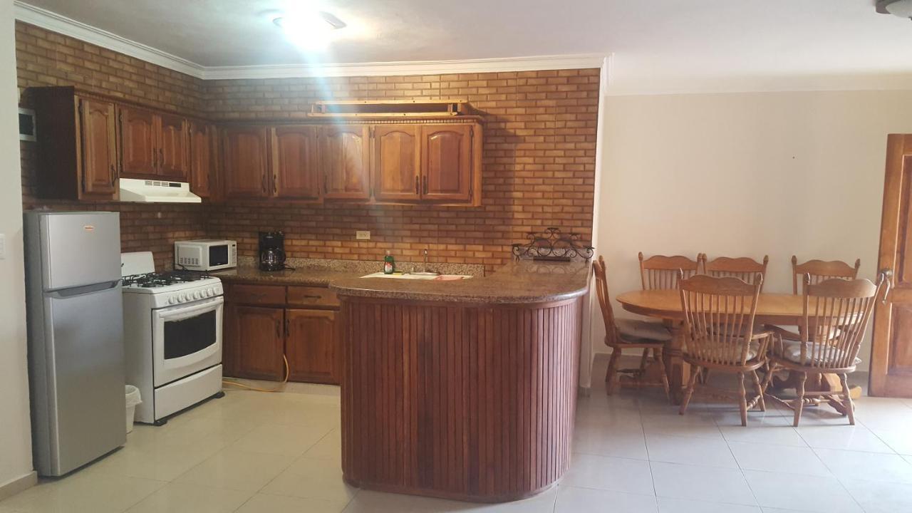 Acomodação com café da manhã  White Sands Shared 2*