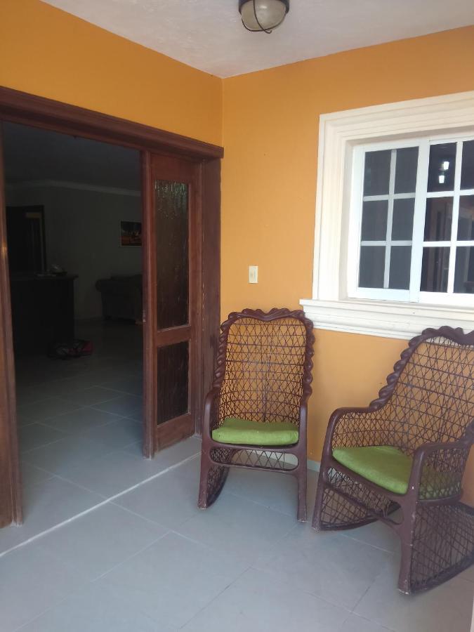Acomodação com café da manhã  White Sands Shared