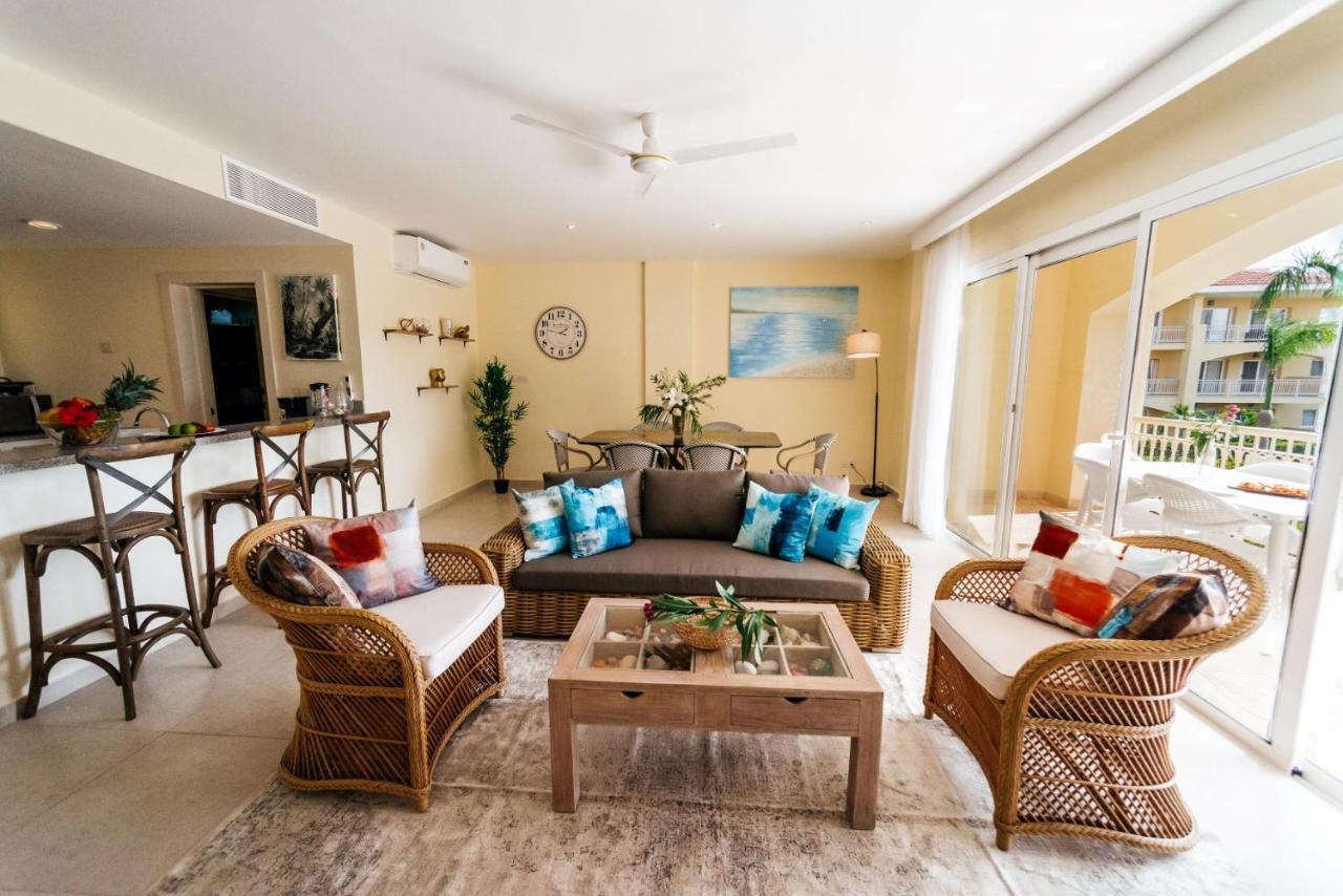 Spacious Iberosta Apartmentsueno - 3bdr Pool, Beach, Wifi * Punta Cana