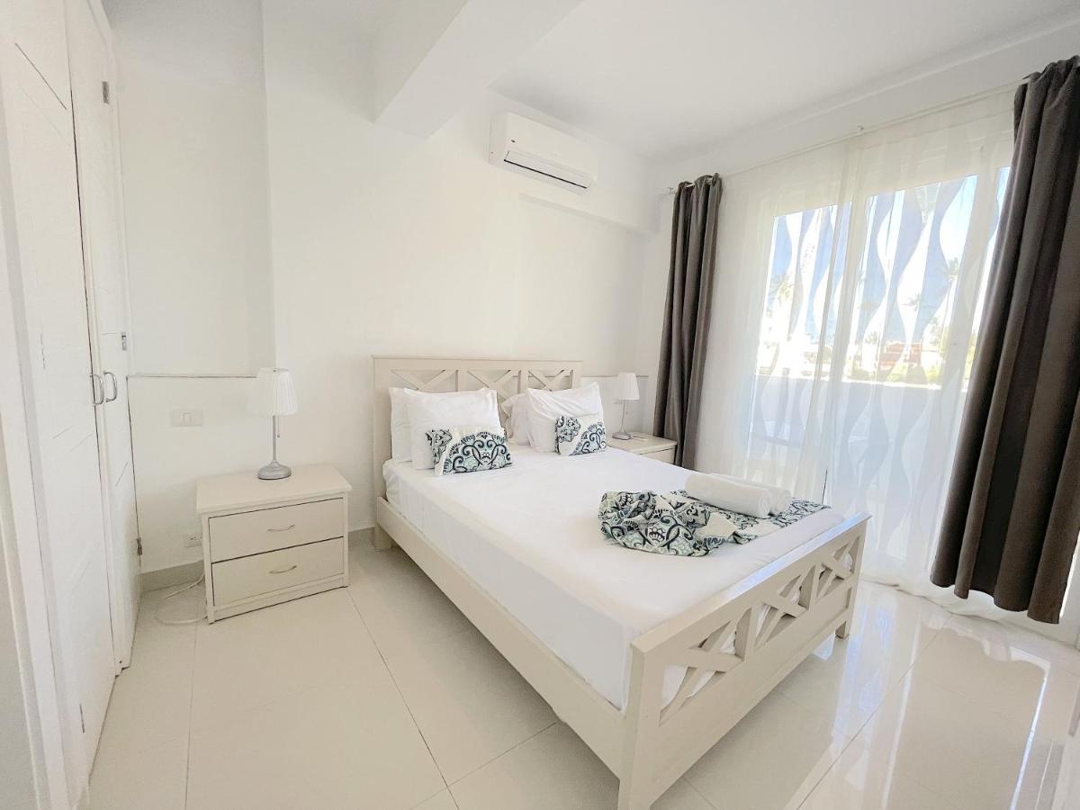 Ducassi Suites & Beach - Playa Bavaro - Wifi - Parking - Rooftop Pool &