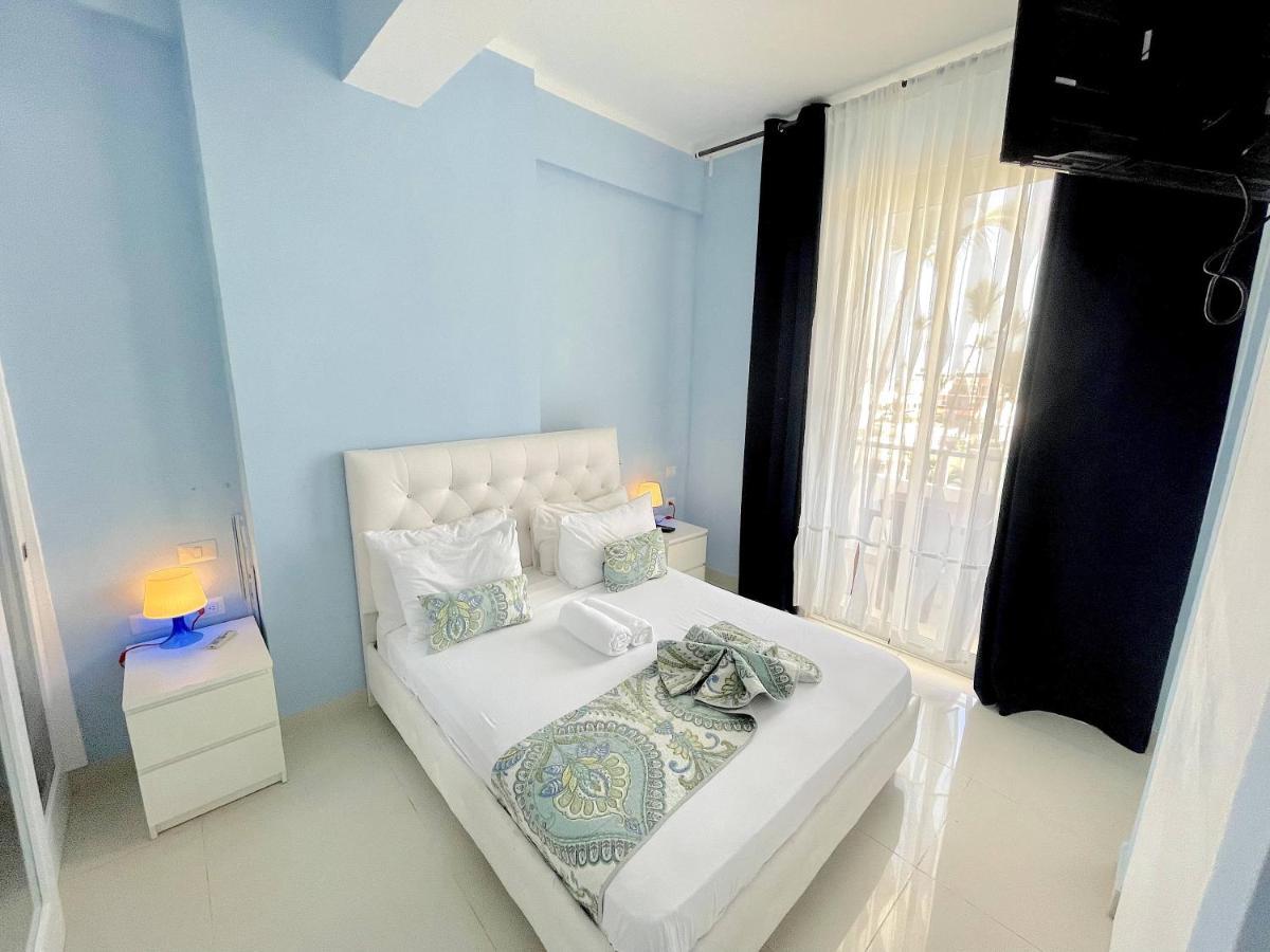 Ducassi Suites & Beach - Playa Bavaro - Wifi - Parking - Rooftop Pool & Hotel 5*