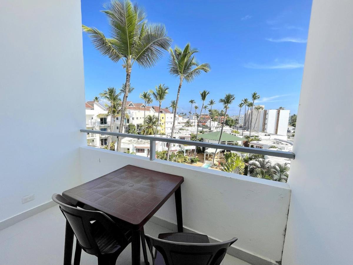 Ducassi Suites & Beach - Playa Bavaro - Wifi - Parking - Rooftop Pool & Hotel