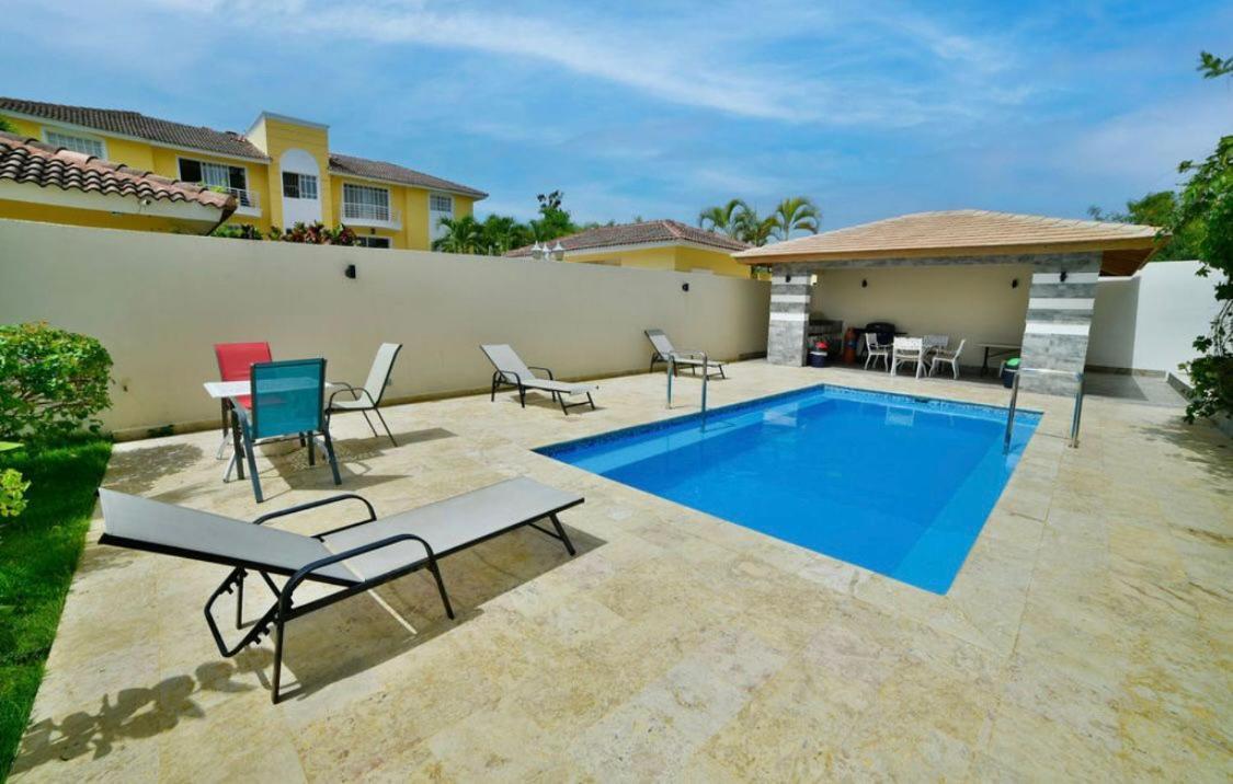 La Yarolina * Punta Cana