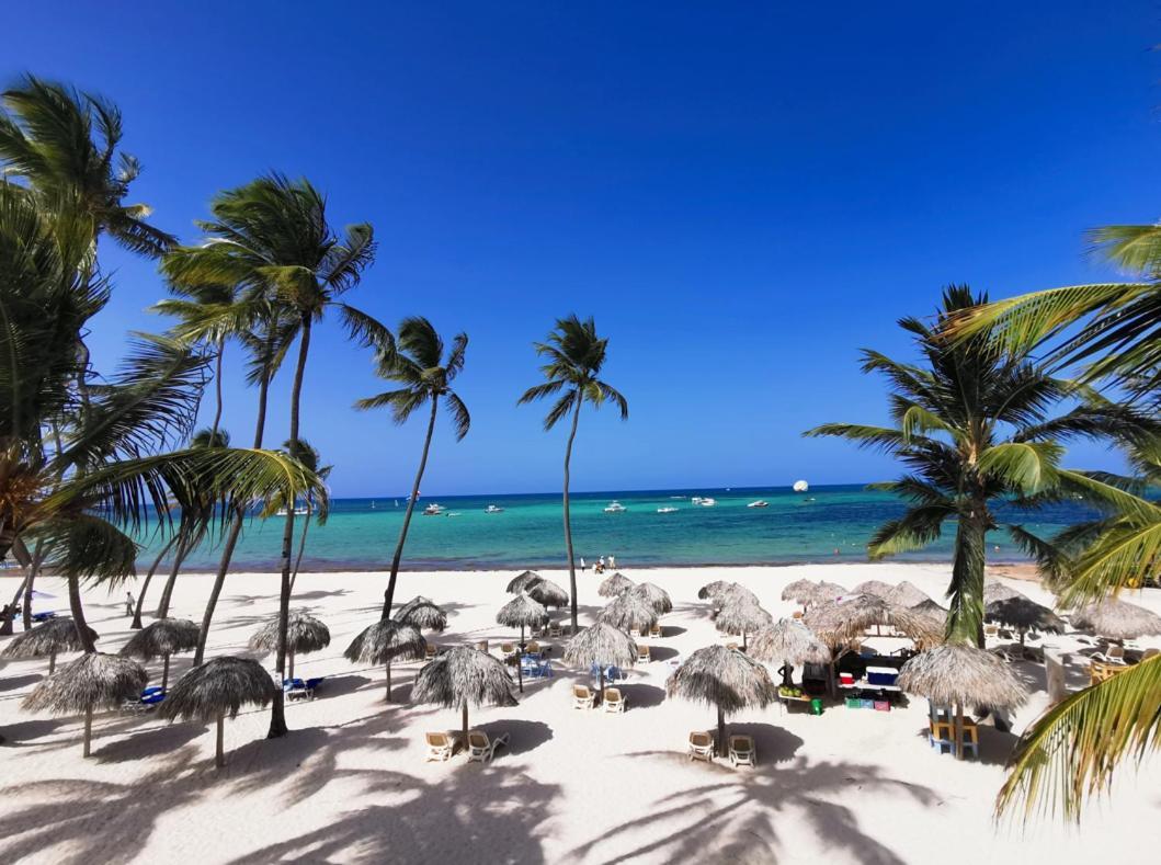 Aparthotel Caribbean Dream Suites The Best Offer - Pool Playa Los Corales & Punta Cana