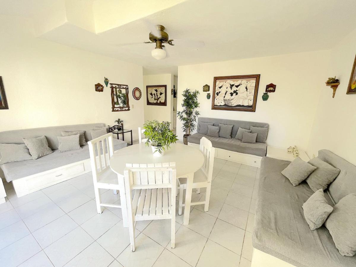 Los Corales Villas & Wifi Beach Club & Resort Punta Cana