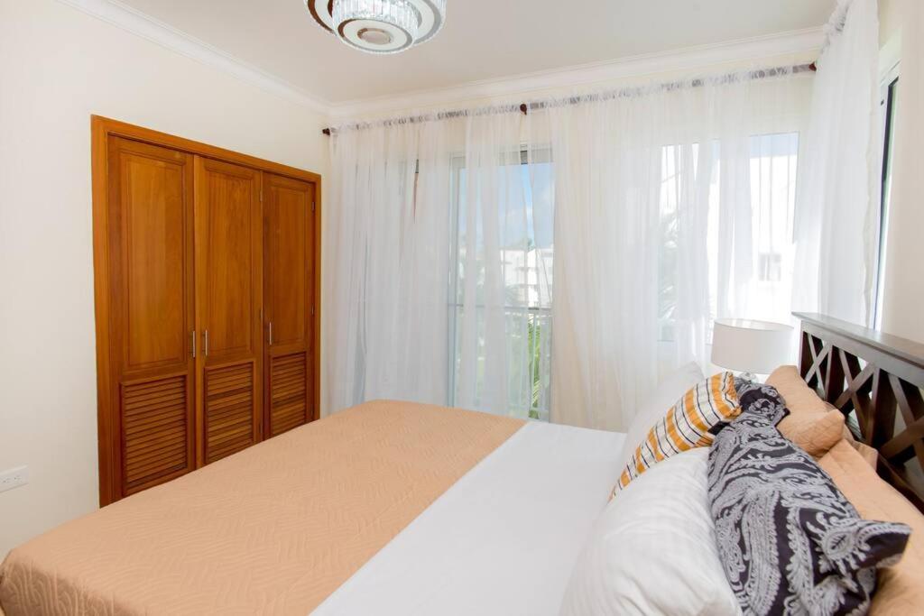 Apartamento Ocean Views & Private Beach! Luxury 4bdr Getaway