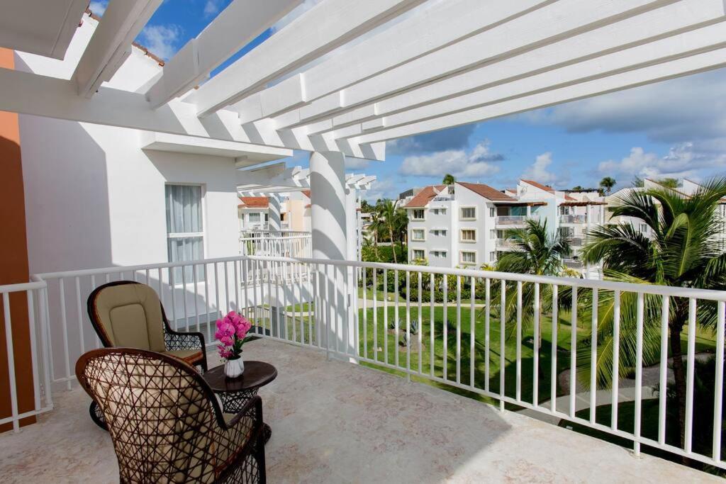 Ocean Views & Private Beach! Luxury 4bdr Getaway Apartamento