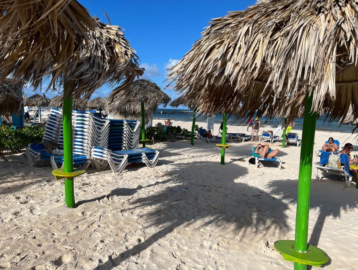 Hotel Deluxe Villas Bavaro Beach & - Best Price For Long Term Vacation