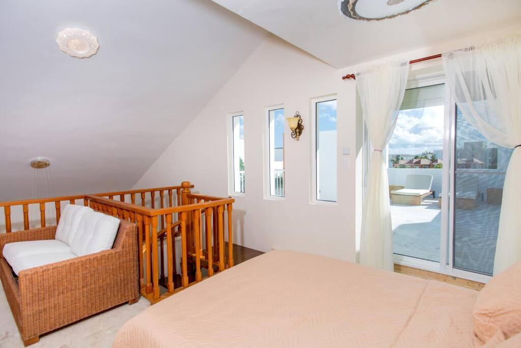 Apartamento Ocean Views & Private Beach! Luxury 4bdr Getaway