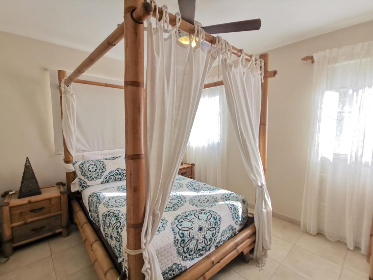 Hotel Tropical Village Playa Los Corales 5*