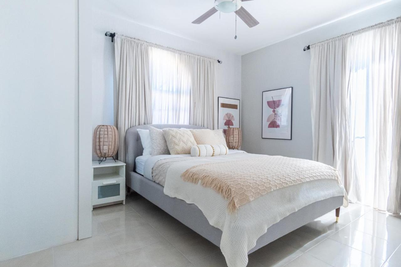 Beauty Pent House With Private Roof Apartment *
