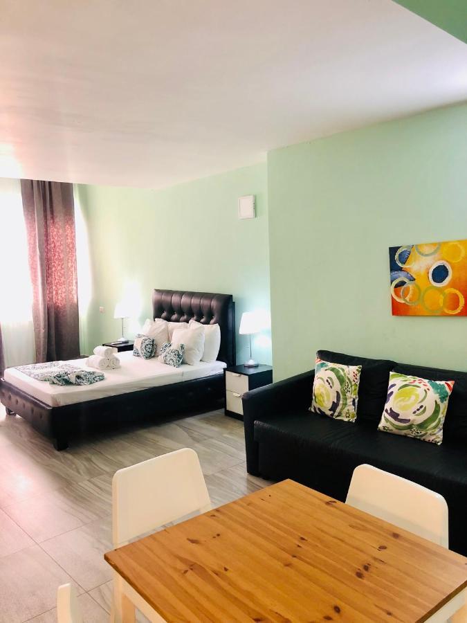 Ducassi Rooftop Pool Suites Beach Club And Los Corales Beach 4*