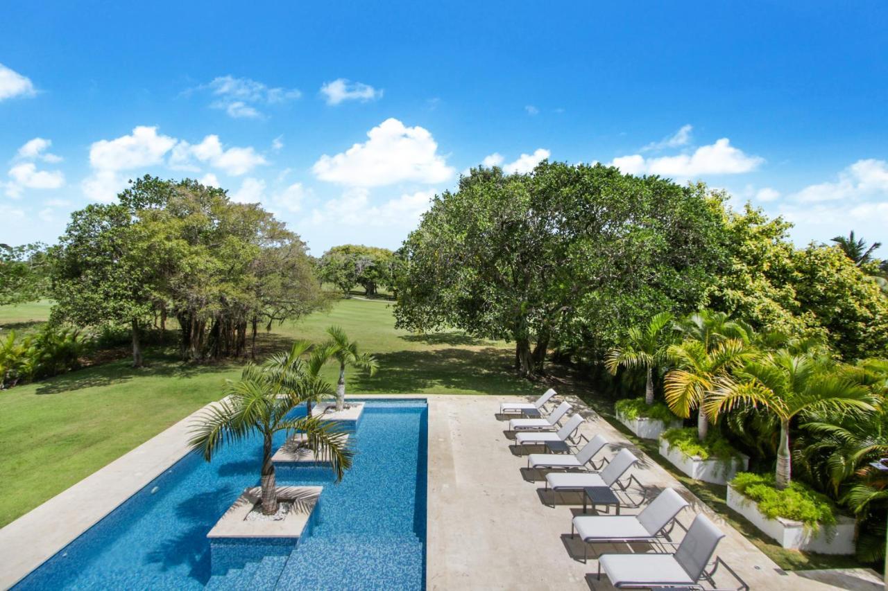 Private Cocotal In Villa