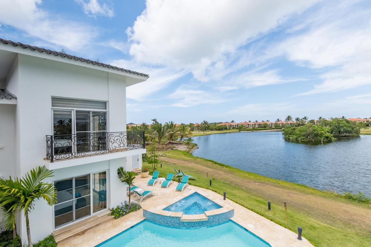 Villa Private Cocotal In *