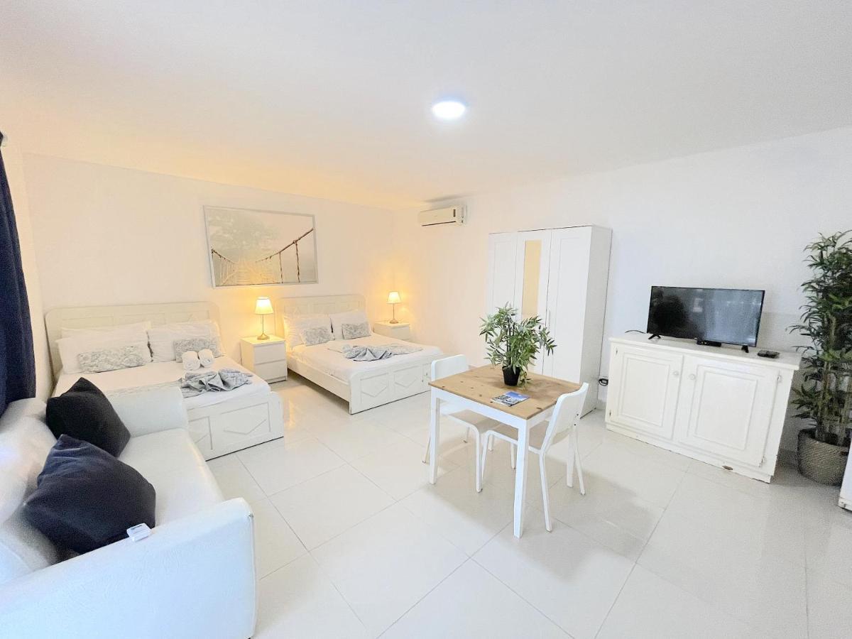 Sol Caribe Tropicana Wifi Pool Beach Club & Punta Cana