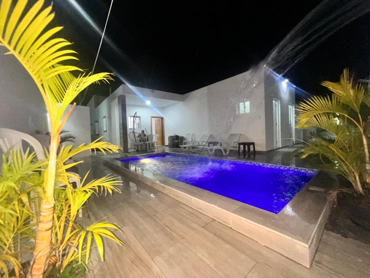 Con Piscina Y Jacuzzi En Pousada *