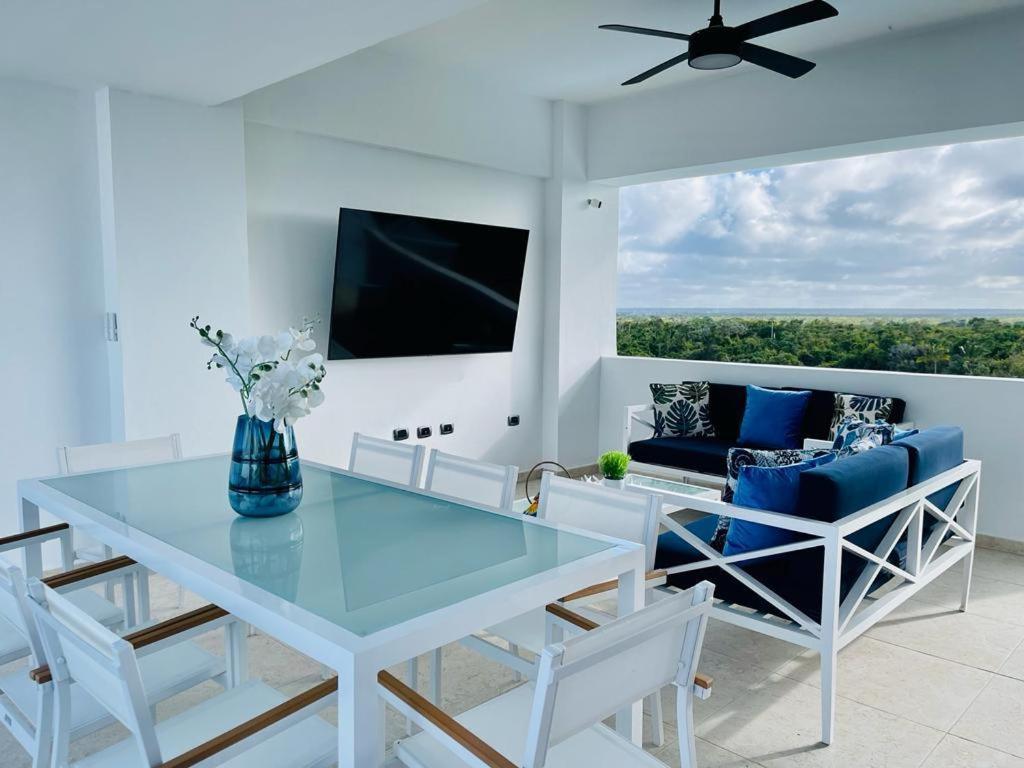 Beach, Golf, Casino,jacuzzi & Pool Penthouse In Hard Rock, Area, Cana Rock Star Apartment *