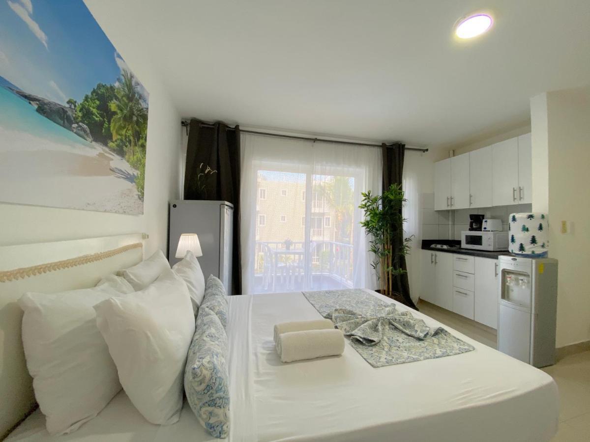 Dominican Breath - Suites Sol Caribe - Swimming Pool And Beach Club - Playa Bavaro