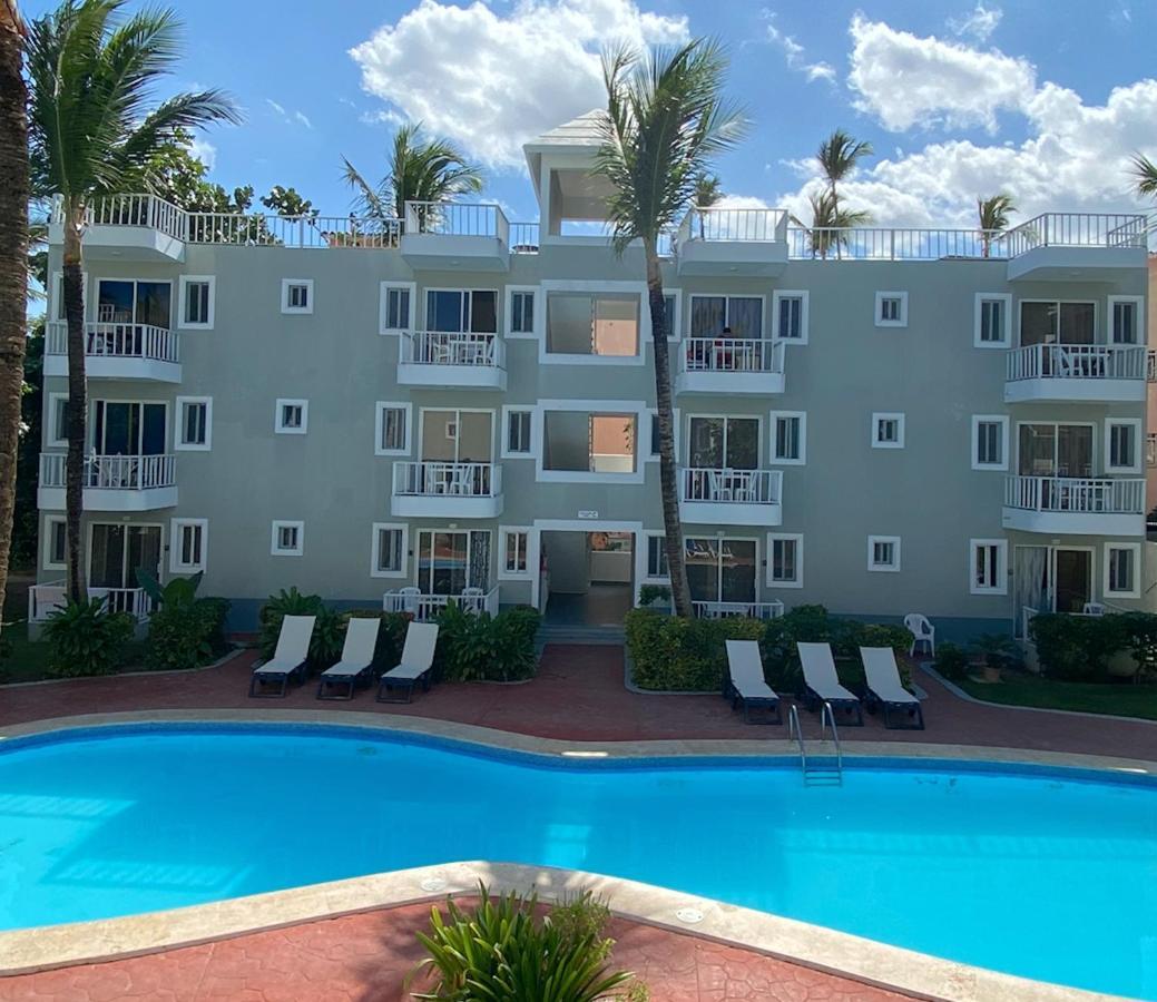 Dominican Breath - Suites Sol Caribe - Swimming Pool And Beach Club - Playa Bavaro Hotel 5*