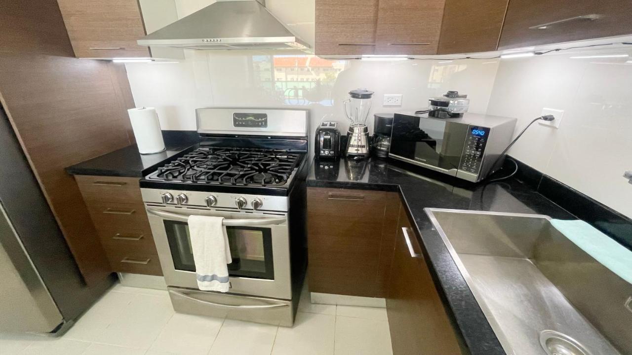 Apartment Relaxing 2 Bedroom Ocean View With Pool Close To The Beach *