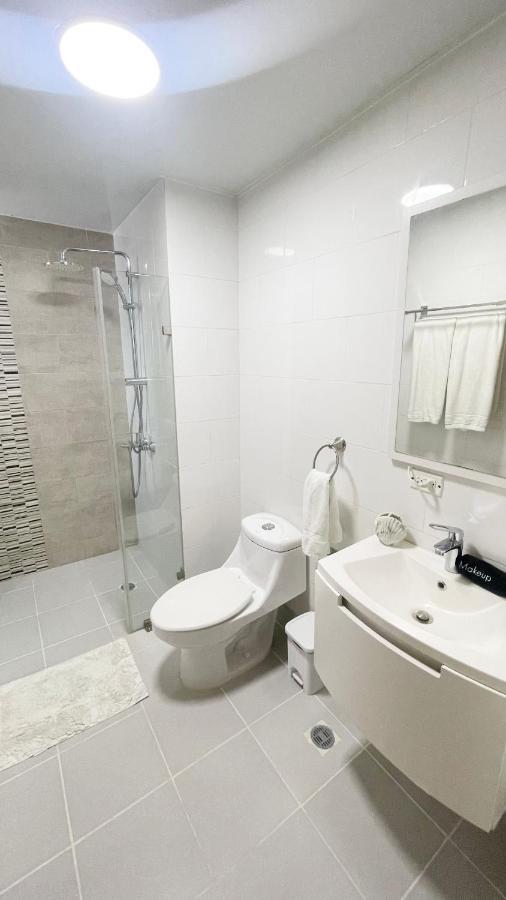 Apartment Relaxing 2 Bedroom Ocean View With Pool Close To The Beach *
