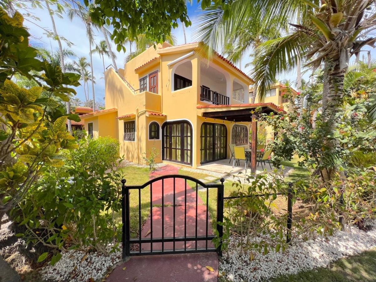 Hotel Deluxe Villas Bavaro Beach & - Best Price For Long Term Vacation