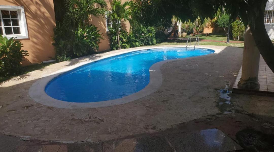 Laura Michell Pueblo Bavaro