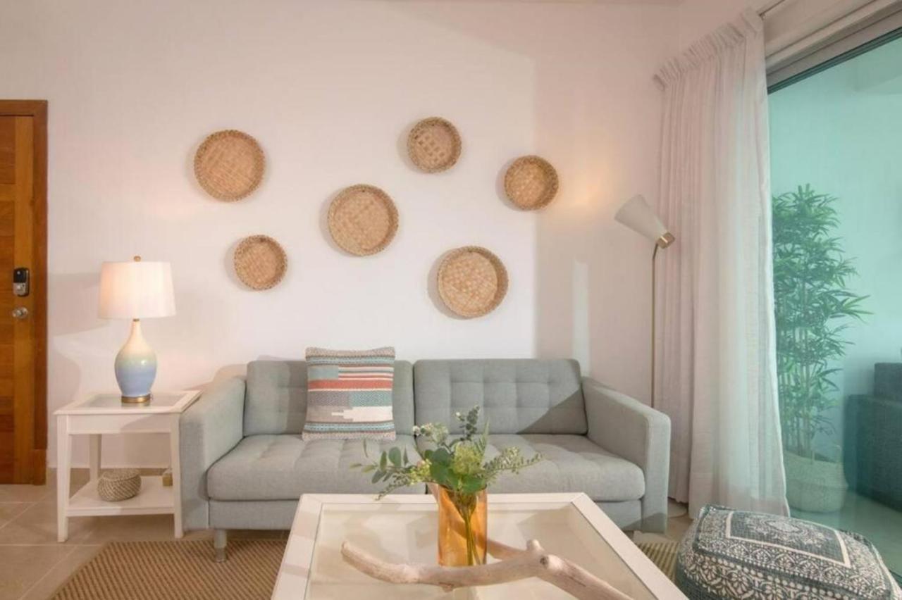 Lumina At Jardines Village Apartment