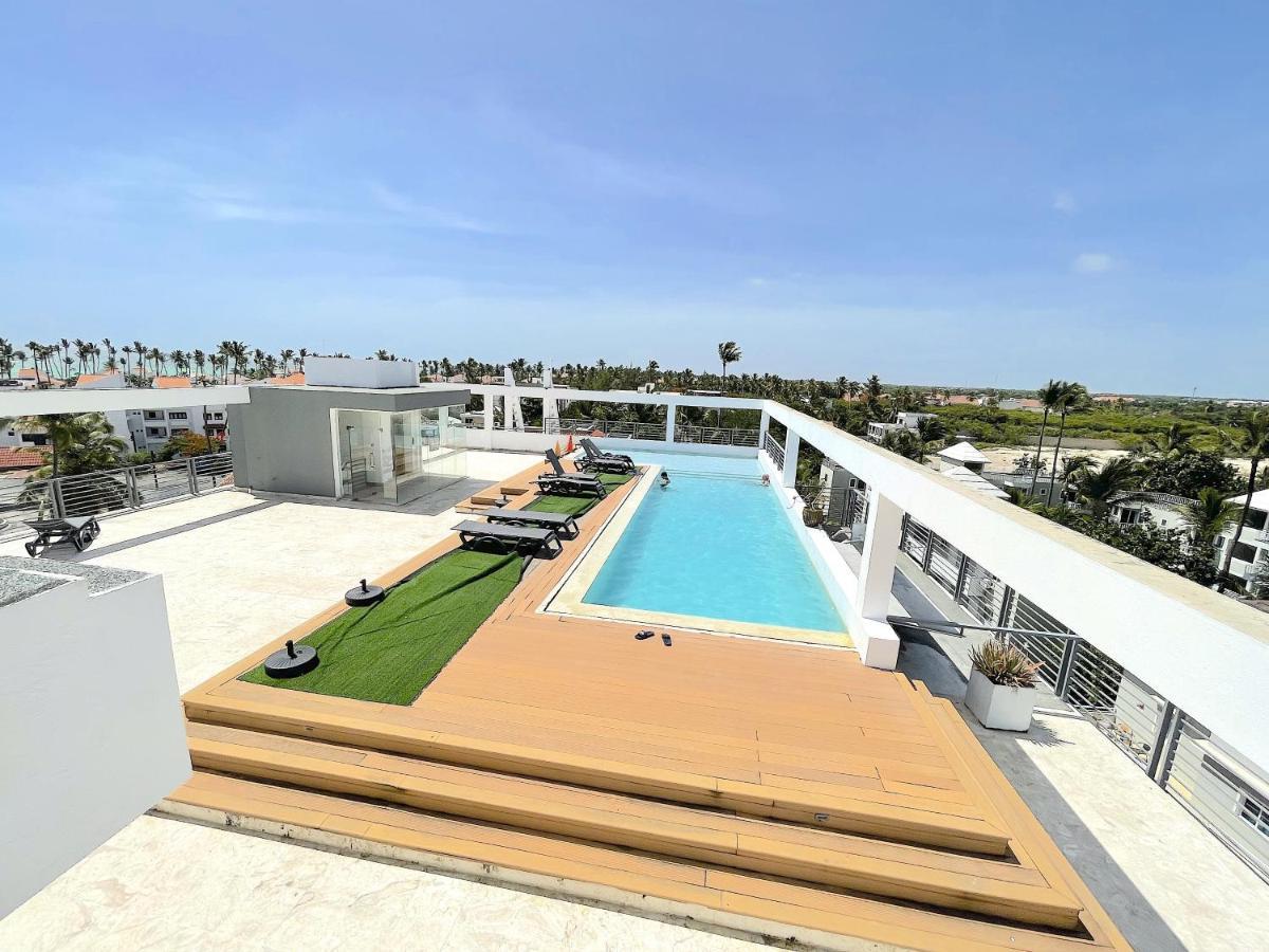 Hotel Rooftop Pool Ducassi Studio Suites Deluxe Beach Club & Punta Cana