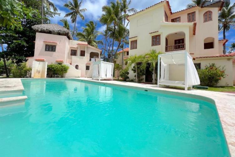 Corales Luxury Villas Club And Hotel 5*
